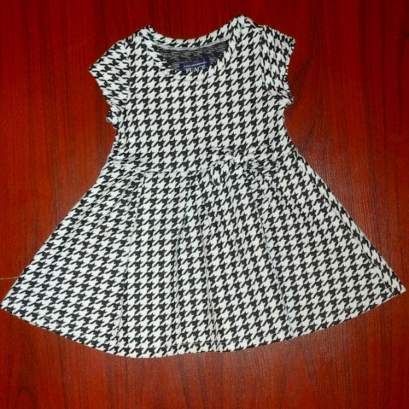 The Children's place dress sz 2t hound tooth dress